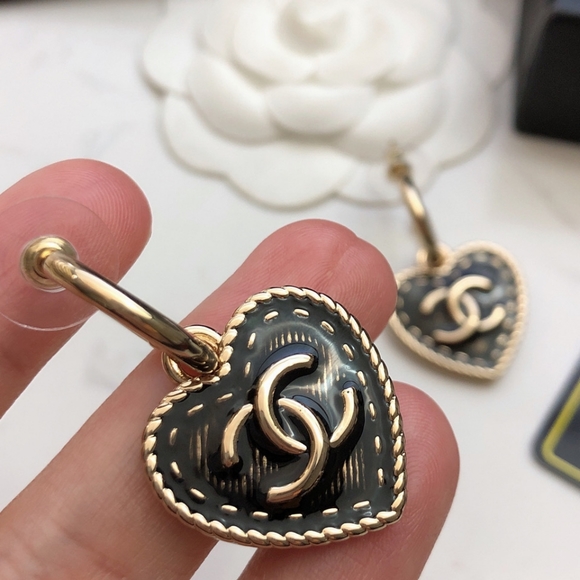 Chic Circles: CHANEL's Circular Quilted Studs